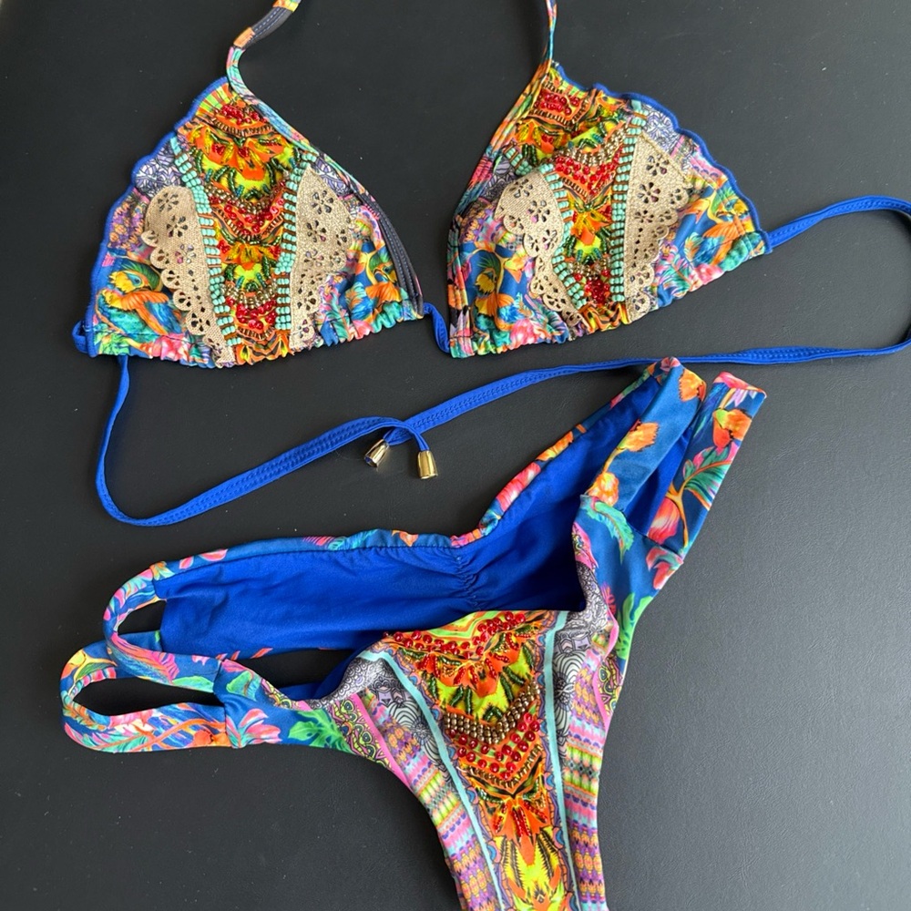 Lateen Bikini Size M